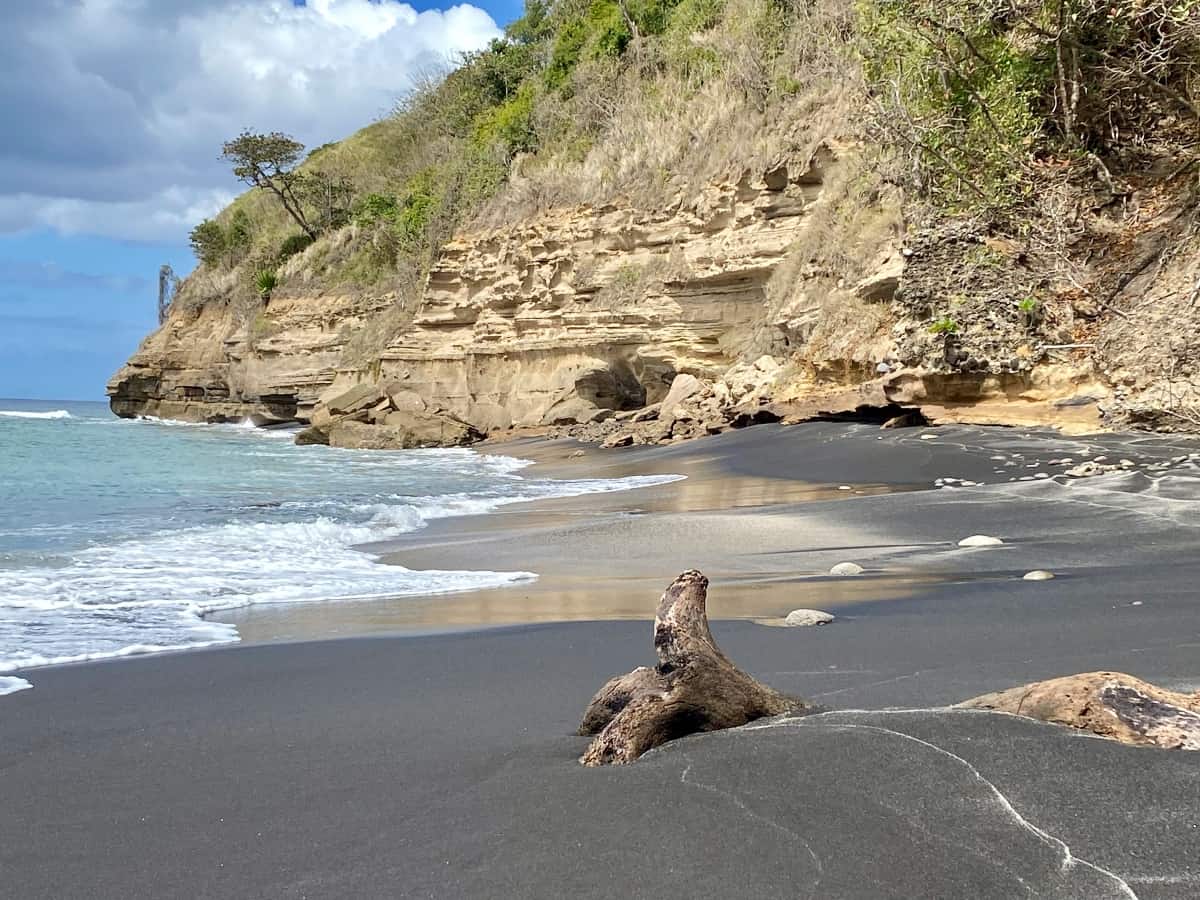 Island ATV blacksand beach